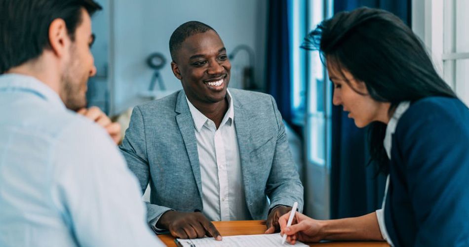 Diferencia entre un asesor fiscal para particulares y de empresas