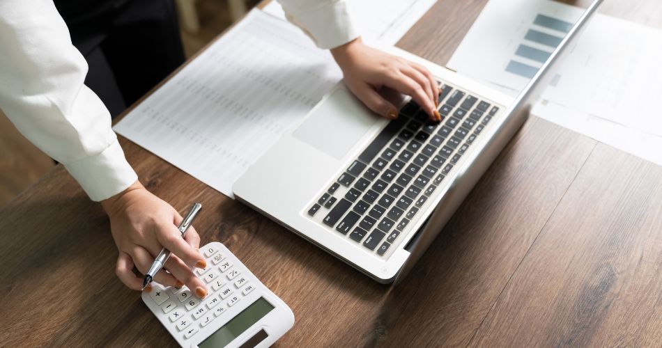 Motivos por las cuales evitar que empresas facturen a tu nombre